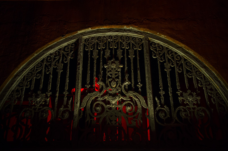 Illustration for article titled How Halloween Horror Nights Makes America's Scariest Haunted Houses
